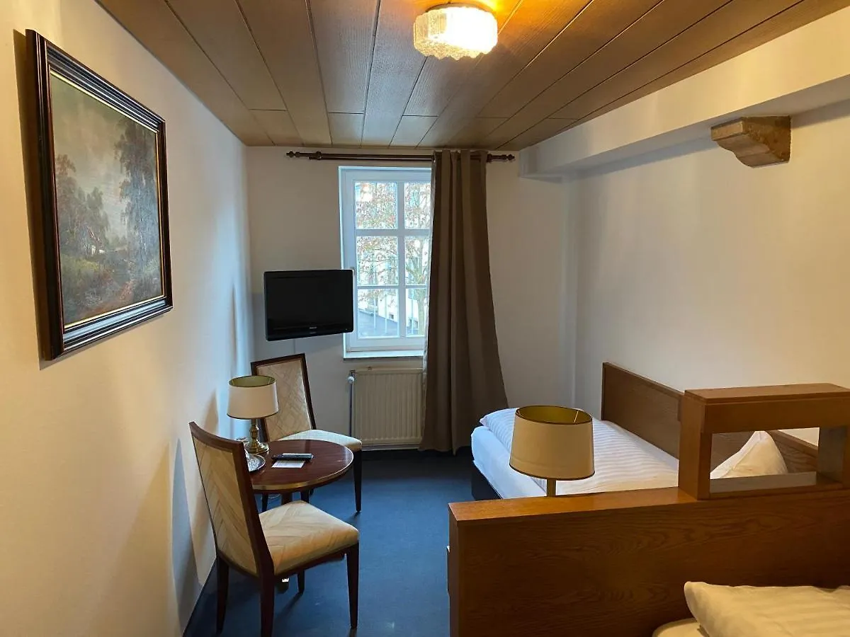 Akzent Bayerischer Hof Hotell Münnerstadt 3*,